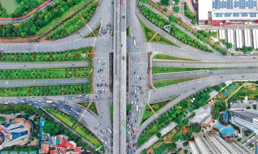 Đại lộ nào dài nhất Việt Nam?