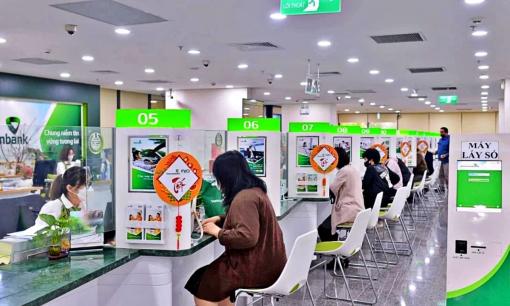 Khách hàng Vietcombank sẽ không thể chuyển tiền, rút tiền từ 1/7/2025 nếu không làm điều này