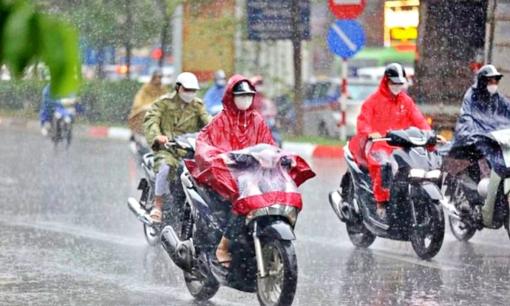 Không khí lạnh tràn về, miền Bắc mưa lớn cục bộ trong ngày 1/5/2025