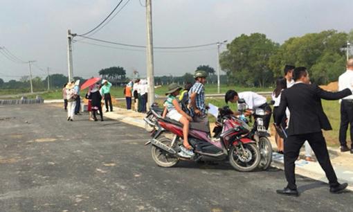 Sắp sáp nhập, bất động sản vùng Tây Thủ đô 'nóng' chưa từng thấy