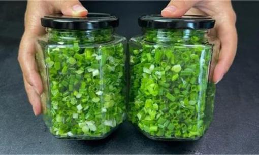 Mẹo bảo quản hành cực đơn giản giúp bạn yên tâm sử dụng quanh năm mà không cần mua đi mua lại nhiều lần