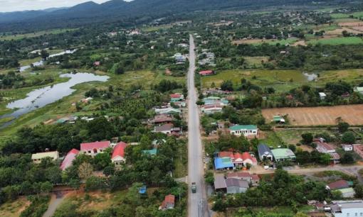 Trước khi sáp nhập, đây là xã có diện tích lớn nhất Việt Nam, rộng hơn 3 tỉnh Bắc Ninh - Hà Nam - Hưng Yên