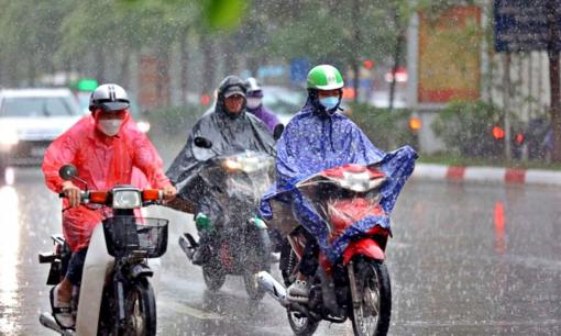 Gió mùa Đông Bắc hiếm gặp 'đổ bộ' sớm vào giữa tháng 5, Hà Nội sẽ mưa và giảm gần 10 độ C