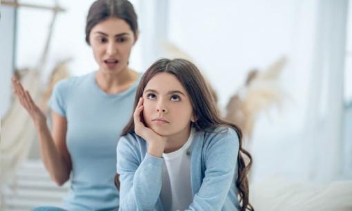 Deepseek cảnh báo: 5 tác hại vô hình trong gia đình đang nuôi dưỡng một thế hệ tiếp theo bị trầm cảm! 80% phụ huynh đều mắc phải  