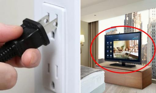 Vì sao phải rút phích cắm tivi khi vào phòng nhà nghỉ, khách sạn? Lợi ích lớn nhưng nhiều người không biết