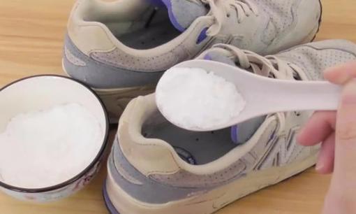 Dân gian có câu: 'Thà thử quan tài của người khác còn hơn đi giày của người khác'! Tại sao?