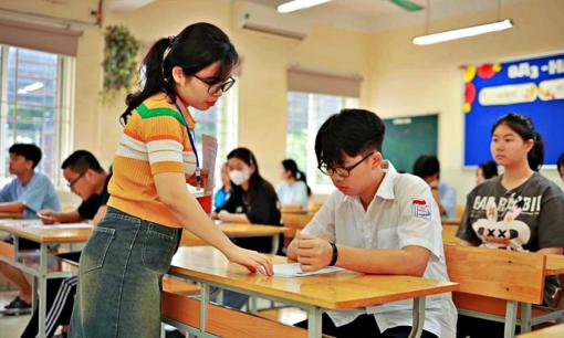 Bộ GDĐT dự kiến trả lương dạy thêm cho giáo viên không quá 150 giờ/năm