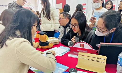 Ngành ngôn ngữ này luôn khát nhân lực, hiếm có trường ở Việt Nam đào tạo, nguồn thu nhập không giới hạn