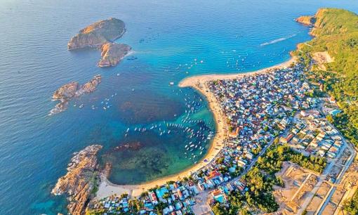 Tỉnh nào có đường bờ biển đẹp nhất cả nước muốn trở thành trung tâm bán dẫn, AI?