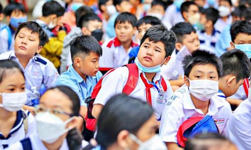 Cha mẹ khá giả tự nguyện từ chối hỗ trợ, miễn học phí được không?