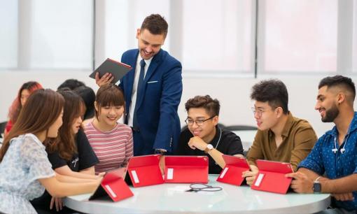 Ngành học này có mức thu nhập cực 'khủng' lên đến 150 triệu/tháng khiến bao người mơ ước