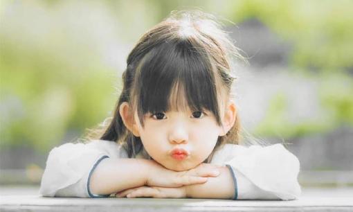 Dù trai hay gái, sinh vào 3 khung giờ này được trời định có số mệnh phú quý, cả đời quý nhân phù trợ, trưởng thành giàu sang, cha mẹ rưng rưng vì tự hào