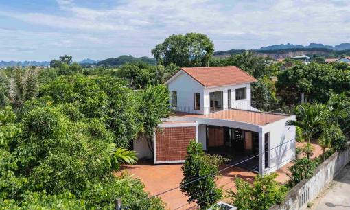 Mẫu nhà 2 tầng đẹp cho người muốn 'trốn phố về quê': Kết hợp giữa truyền thống và hiện đại ở Ninh Bình