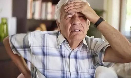 Người bệnh nhồi máu não cần chú ý: nếu có triệu chứng này vào buổi sáng thì chứng tỏ nhồi máu não đã rất nguy hiểm, cần phải điều trị càng sớm càng tốt