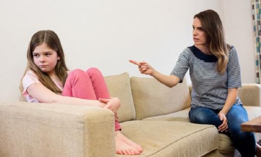 Con cái oán giận cha mẹ không bao giờ vì thiếu tiền mà vì 3 điểm này quá thực tế