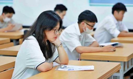 Hơn 40 trường công bố điểm sàn thi đánh giá năng lực, tư duy 2025