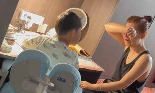 Cha mẹ thạc sĩ phải bỏ việc để 'cứu con' từ học sinh xuất sắc thành 'nghiện game': Họ đã phạm sai lầm gì mà nhiều phụ huynh đang mắc phải?