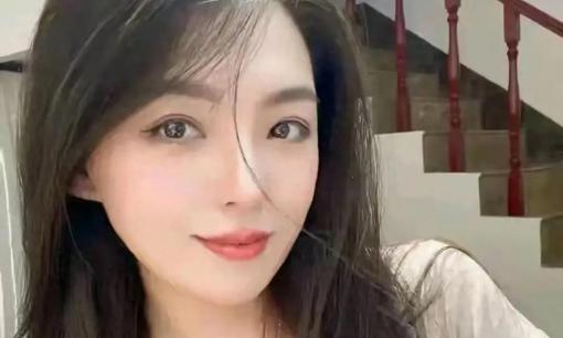 Tại sao một số phụ nữ có nhiều lông trên cơ thể trong khi những người khác lại không có lông? Cái nào tốt hơn?