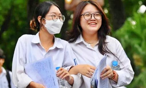 Giỏi tiếng Anh, nữ giới nên chọn ngành học nào để có thu nhập 'khủng'?