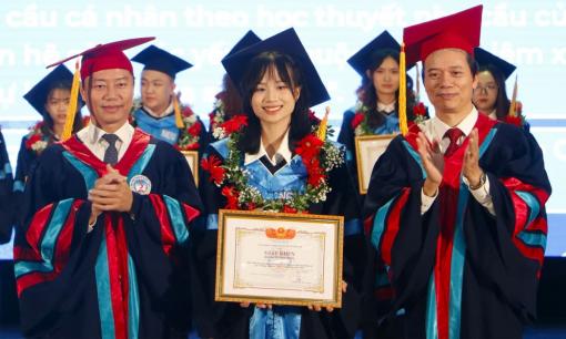 Sinh viên trường Đại học này tốt nghiệp có mức thu nhập thuộc nhóm cao nhất Việt Nam: 'Lò' đào tạo 10 CEO ngân hàng lớn nhất nước