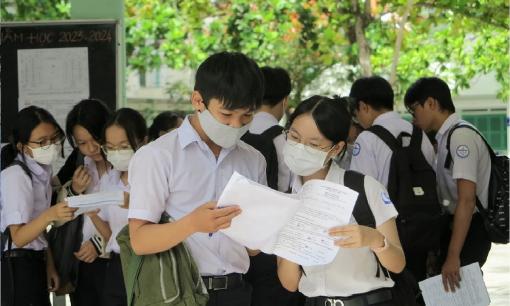 Điểm thi lớp 10 tại TP.HCM năm 2025 sẽ cao, điểm chuẩn sẽ tăng?