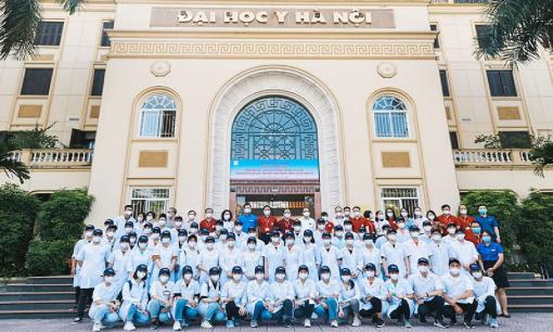 Năm học 2025-2026, trường Đại học Y Hà Nội xét tuyển thẳng tối đa 40% chỉ tiêu, lần đầu xét tổ hợp A00