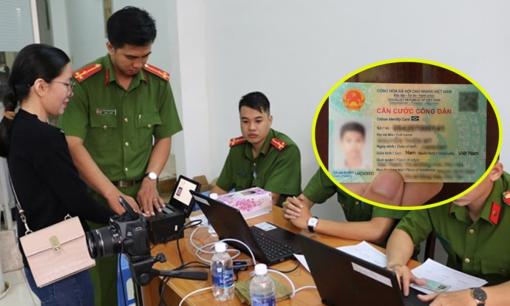 Đến 31/12/2025: Đối tượng nào được cấp thẻ Căn cước mới vô thời hạn?