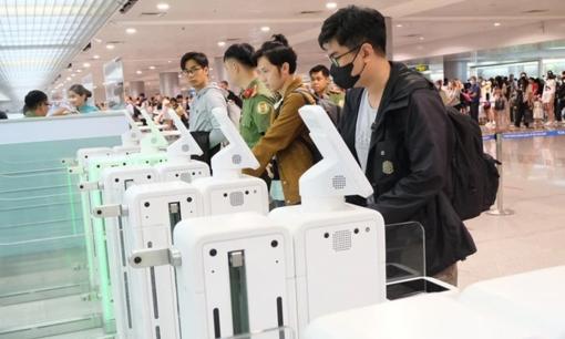 Cách xác thực Face ID làm thủ tục bay chỉ trong 1 phút, không cần giấy tờ