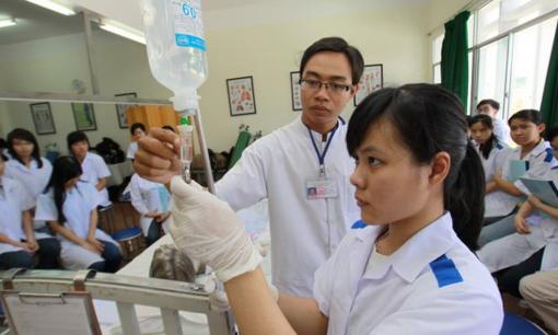 Trường Đại học đào tạo ngành Y top đầu ở phía Nam: Tăng 300 chỉ tiêu tuyển sinh, lần đầu xét tuyển môn tiếng Anh