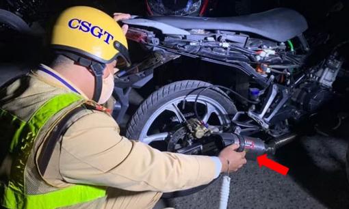 Chủ xe máy chú ý: Kể từ nay nếu thiếu bộ phận này sẽ bị phạt tới 3.000.000 đồng, ai cũng cần nắm rõ