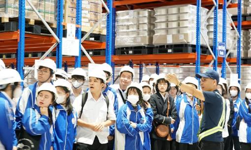 Điểm chuẩn ngành Logistics năm 2024 trên 9 điểm mỗi môn mới trúng tuyển, thí sinh tham khảo để chọn trường phù hợp