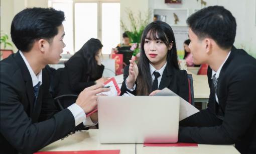 3 ngành học 'mỏ vàng' trong những năm tới: Lương khởi điểm hấp dẫn, cơ hội việc làm rộng mở