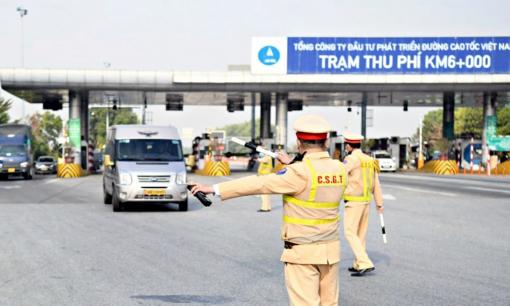 4 lỗi đang bị CSGT xử lý quyết liệt, người dân lái xe trên cao tốc nên cẩn trọng 