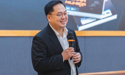 Chuyên gia Hoàng Nam Tiến: ‘Tôi không cần phải search Google nữa. AI hiểu tôi hơn cả vợ tôi’