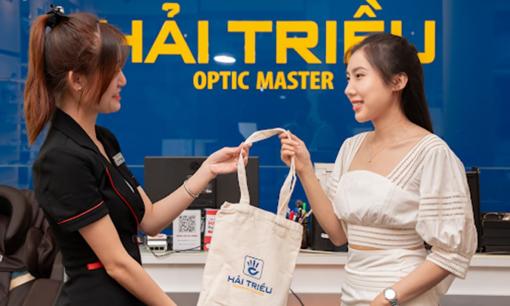 An tâm khi mua tròng kính tại hệ thống bán lẻ uy tín