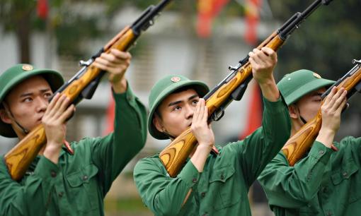 Bộ Quốc phòng: Không gọi nhập ngũ công dân cận thị trên 1,5 diop, viễn thị các mức độ