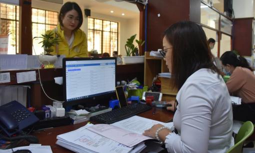 Theo quy định mới nhất, công chức tự nguyện xin thôi việc sẽ được hưởng chế độ gì?