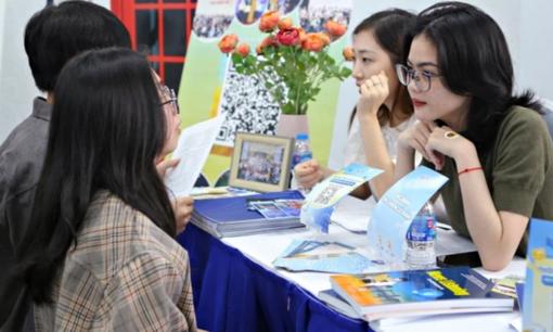 Loạt trường ngành Báo chí, Truyền thông xét tuyển học bạ 2025