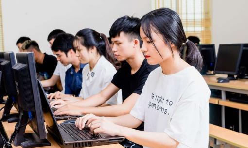 Điểm chuẩn Trường Đại học Công nghệ thông tin 2025 dự báo sẽ giảm, điểm sàn trung bình là 22,5