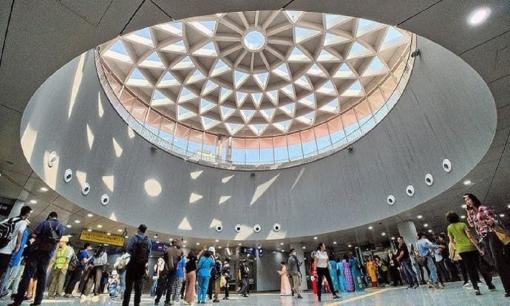 'Nhà hát dưới lòng đất' hiện đại hàng đầu Việt Nam mở lối đi thẳng vào trung tâm thương mại ngay giữa thành phố giàu nhất nước