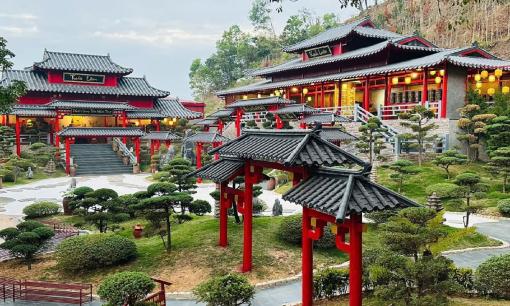 Ngôi chùa cách Hà Nội khoảng 70km có cảnh đẹp như tranh vẽ, du khách mê mẩn dừng chân chụp ảnh