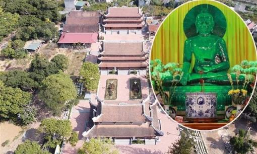 Ngôi chùa có tượng Phật Ngọc nguyên khối lớn nhất Việt Nam do tập đoàn của ông Phạm Nhật Vượng cung tiến, vừa được UNESCO công nhận Di sản thế giới