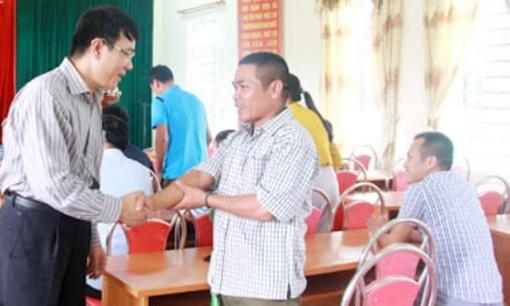 Cán bộ không chuyên trách dôi dư sẽ được hưởng nhiều chế độ khi sắp xếp thôn, tổ dân phố