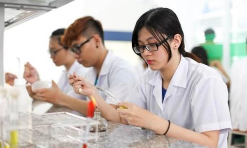 Ngành học có học phí thấp nhất tại trường ĐH Y Hà Nội, ra trường dễ kiếm việc lương lên tới 50 triệu đồng/tháng