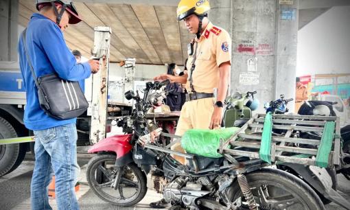 Không chỉ bị phạt tiền, người điều khiển xe máy mắc những lỗi vi phạm giao thông này sẽ bị tịch thu phương tiện