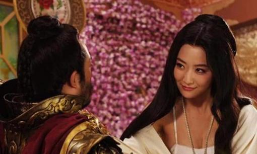 Tại sao Tào Tháo lại thích cưới vợ người khác? Có phải cứ anh hùng thì mê gái đẹp? Chỉ khi đọc bài này, bạn mới hiểu được logic chính trị của thời Tam Quốc