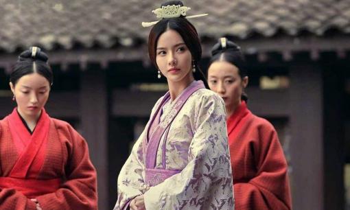 Tục ngữ: 'Anh hùng khó qua ải mỹ nhân', câu sau ít người biết đến, nhưng lại phơi bày một thói xấu phổ biến của phụ nữ