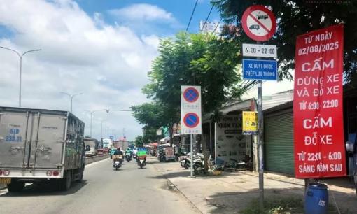 Từ nay, 2 tuyến đường này chính thức cấm xe tải và xe khách dừng, đỗ