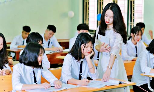 Nghề giáo tiếp tục thu hút thí sinh, điểm chuẩn nhiều ngành sư phạm sẽ tăng vọt, chạm ngưỡng 28