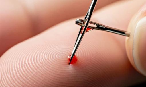 Có thể cứu nạn nhân đột quỵ bằng cách chích kim vào đầu ngón tay không?